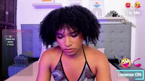 AXEL  online show from March 21, 11:31 pm