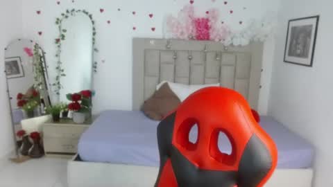 Axel online show from June 17, 1:07 am