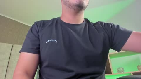 axel_grey_ online show from March 15, 1:18 pm