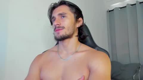 Snapshot of axel_owen chatting on September 30, 4:10 pm Axel online show from September 30, 4:10 pm