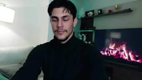 axelblack7 online show from April 8, 7:08 am