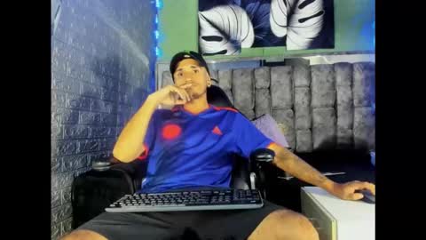 Axell Cross2 online show from May 24, 5:35 am