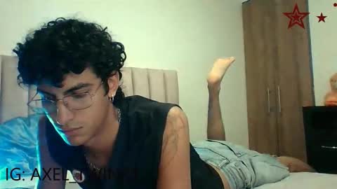 Axel  online show from December 5, 12:07 am