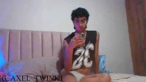 Axel  online show from October 23, 1:31 am