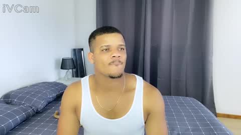 Snapshot of axelldasilva chatting on March 9, 5:06 pm AXEL DA SILVA online show from March 9, 5:06 pm
