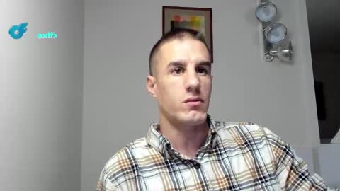 Axl online show from November 18, 2:48 am