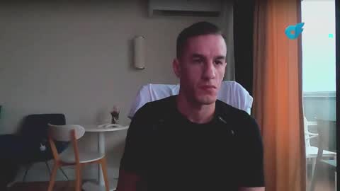 Axl online show from February 9, 4:50 am