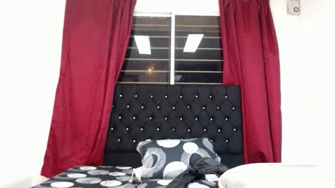 Axxxel  online show from February 3, 6:40 am