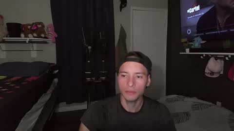 azell19 online show from January 8, 2:14 am