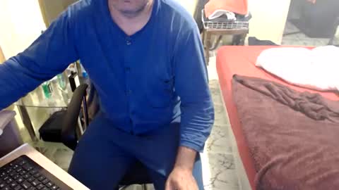 badbulgaro online show from November 3, 5:00 am