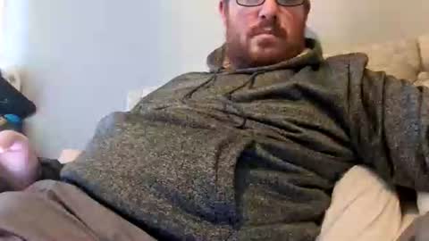 Snapshot of baker_big_boy chatting on October 9, 3:17 pm baker_big_boy online show from October 9, 3:17 pm