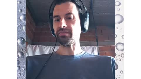 Snapshot of banana_argen_15 chatting on December 15, 9:42 pm Ezequiel online show from December 15, 9:42 pm