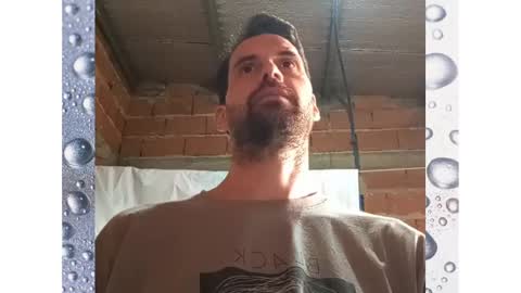 Snapshot of banana_argen_15 chatting on December 22, 10:25 pm Ezequiel online show from December 22, 10:25 pm