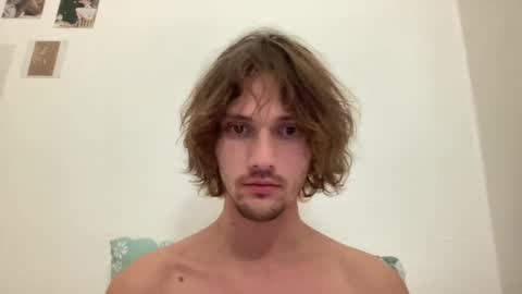 Snapshot of baptisteriviere chatting on December 9, 7:24 pm baptisteriviere online show from December 9, 7:24 pm