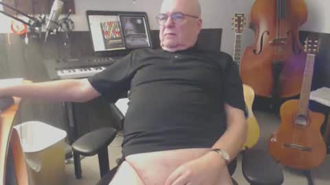 Bassman online show from January 12, 1:04 pm