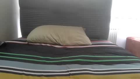 bathoneacock online show from April 16, 10:37 am