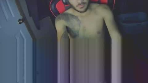 Snapshot of bbctyl17 chatting on December 9, 6:23 am BBCTy online show from December 9, 6:23 am