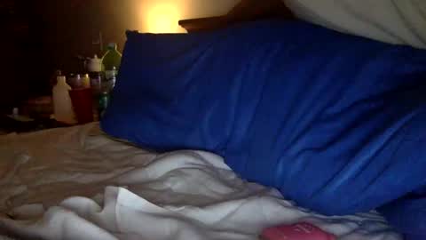 bbybttmboyyy1 online show from April 14, 1:17 am