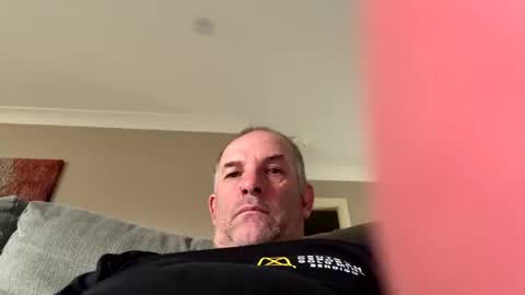 bdgreg70 online show from May 18, 1:46 am