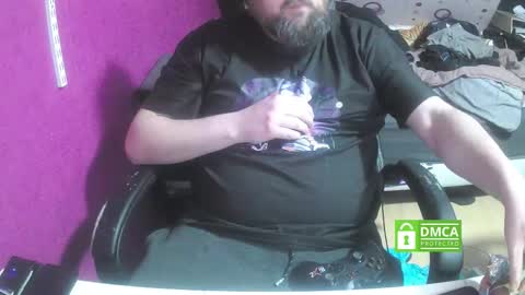 bear282667 online show from March 25, 7:18 pm