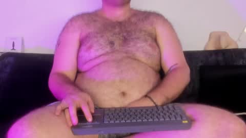 bigbearr online show from April 2, 6:10 am