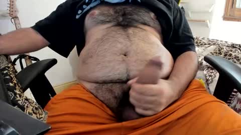 bear_dom_7 online show from April 10, 7:32 pm