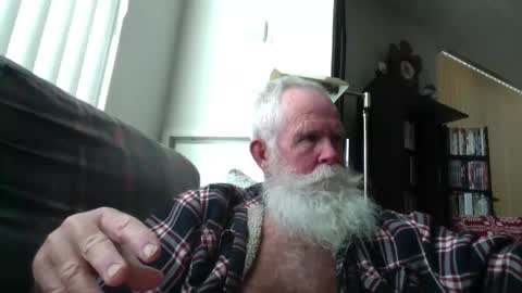 beardbushy online show from February 13, 5:29 pm