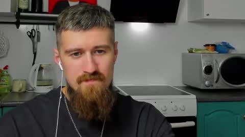 Zeus online show from September 10, 11:36 pm