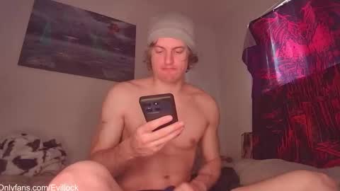 bebe  dust online show from March 9, 3:28 pm