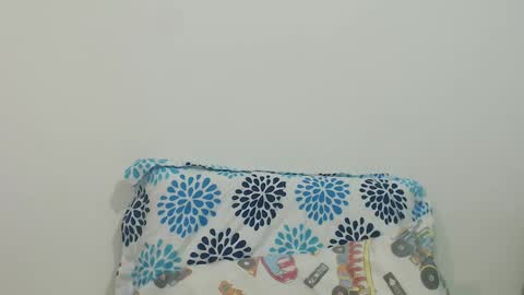 Alex online show from December 6, 4:25 am