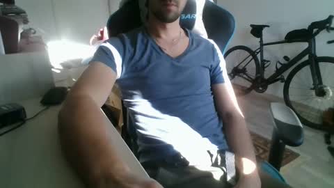 bel7ebite online show from December 26, 11:43 am