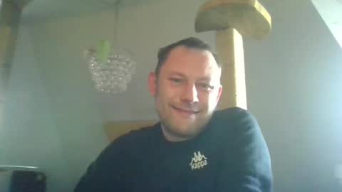 benizio online show from December 30, 11:59 am