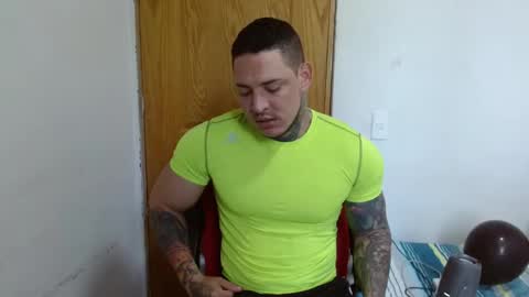 Snapshot of benjamin_isaac chatting on September 21, 12:38 pm benjamin_isaac online show from September 21, 12:38 pm