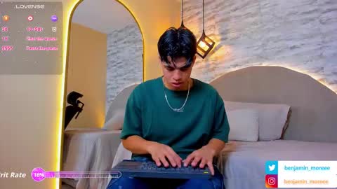 BENJAMIN online show from October 6, 12:32 pm