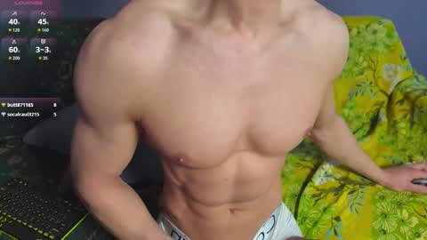 benjaminkarl02 online show from September 25, 10:36 am