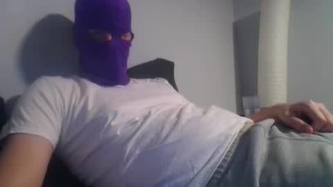 bennybueno online show from April 3, 3:36 am