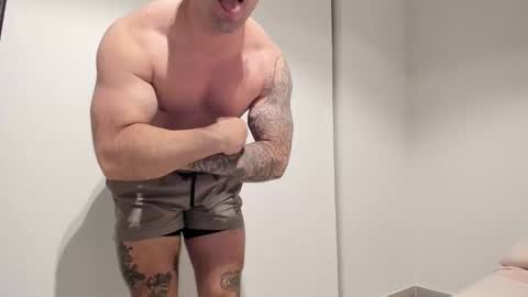 Ben Braxton online show from February 6, 6:43 am