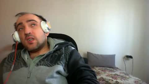 Snapshot of bentish chatting on January 13, 8:26 am bentish online show from January 13, 8:26 am
