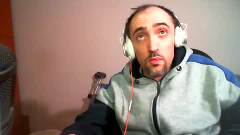 Snapshot of bentish chatting on February 9, 4:18 pm bentish online show from February 9, 4:18 pm