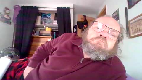 bergeeric1970 online show from April 3, 1:52 pm