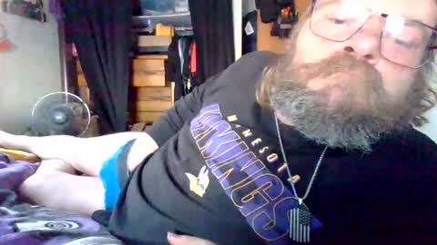 bergeeric1970 online show from February 12, 9:43 pm