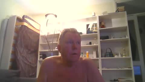 Snapshot of berra3232 chatting on January 25, 12:38 am berra online show from January 25, 12:38 am