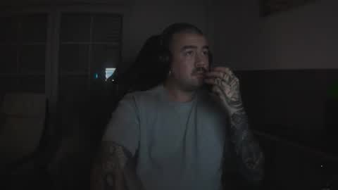 berto3389 online show from February 1, 1:37 am