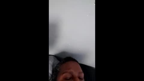 bi582945 online show from December 14, 8:16 pm