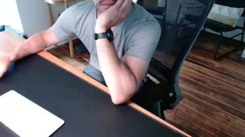 bi_sexy_man online show from May 27, 6:16 pm