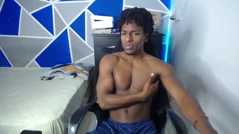 big_black11 online show from October 29, 11:13 am