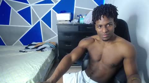 big_black11 online show from October 22, 11:36 am