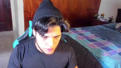 Logan Sprouse online show from November 26, 10:13 pm