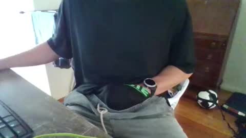 BigandYum9 online show from April 20, 5:10 am