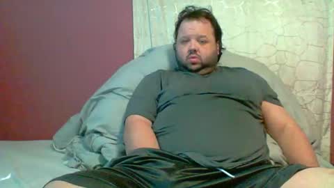 Liam online show from April 4, 8:06 pm